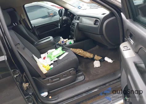 2012 Chevrolet Tahoe Ls z USA, uszkodzony, nr VIN 1GNSCAE05CR301370